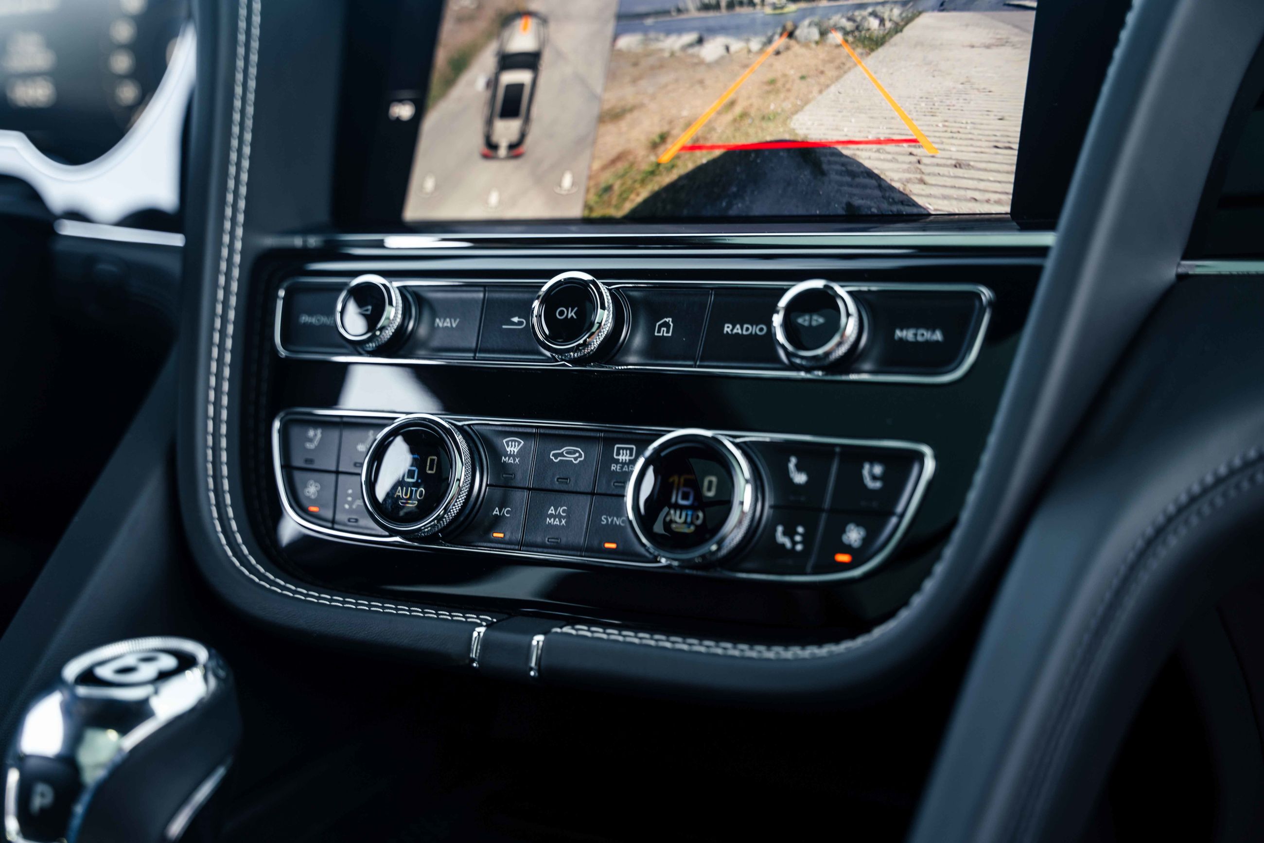 2026 Bentley Bentayga EWB
