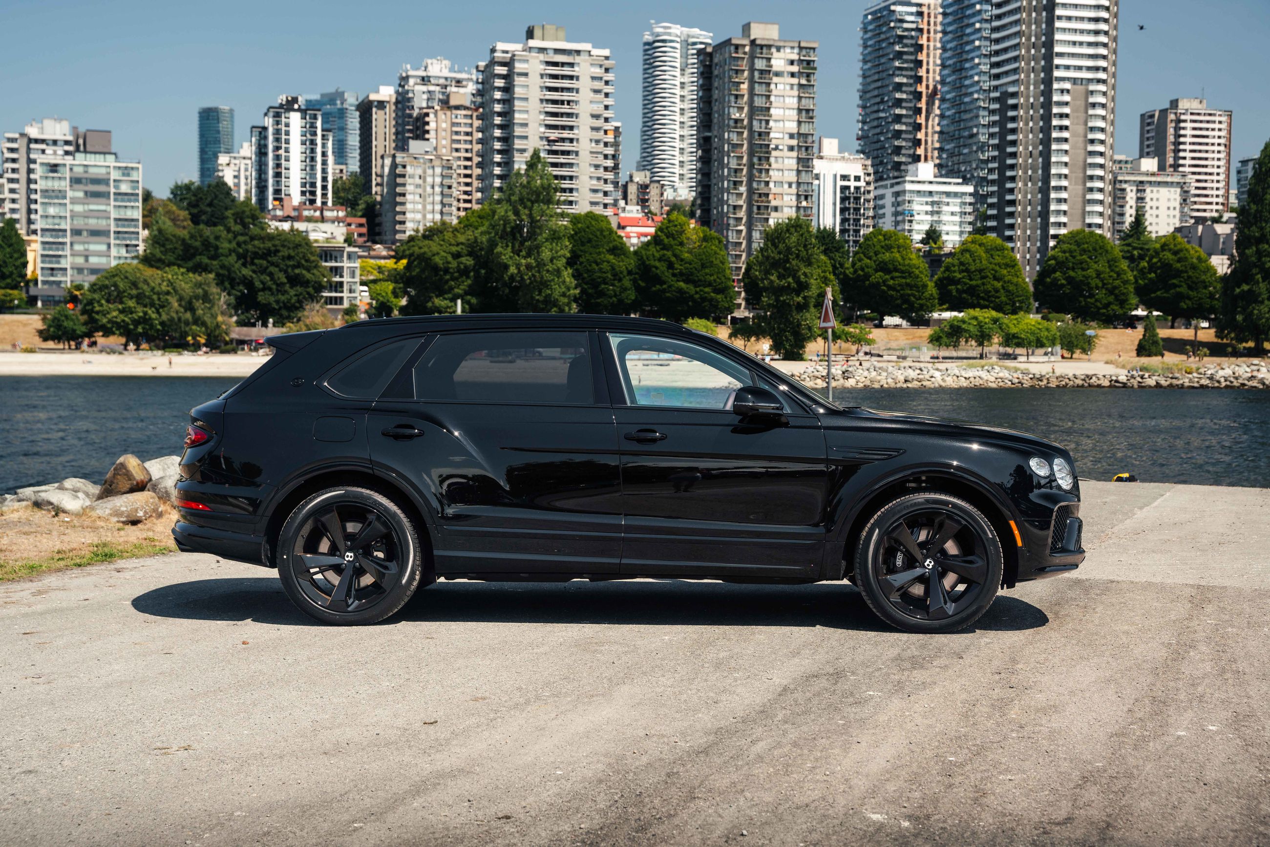 2026 Bentley Bentayga EWB