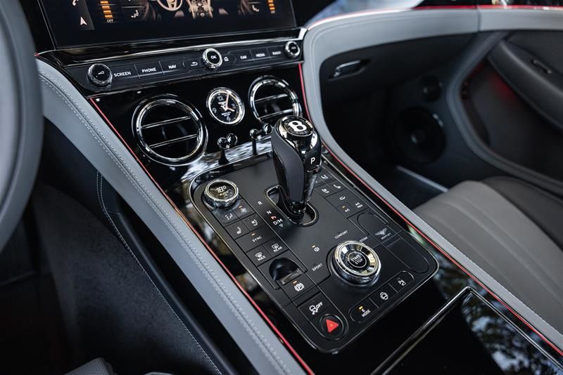 2026 Bentley CONTINENTAL GT PHEV