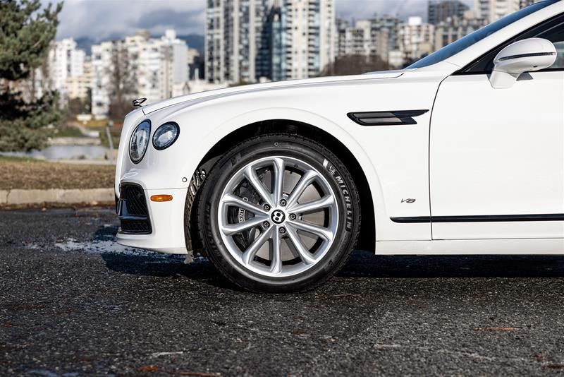 Bentley Flying Spur  2022 à Vancouver, Colombie-Britannique