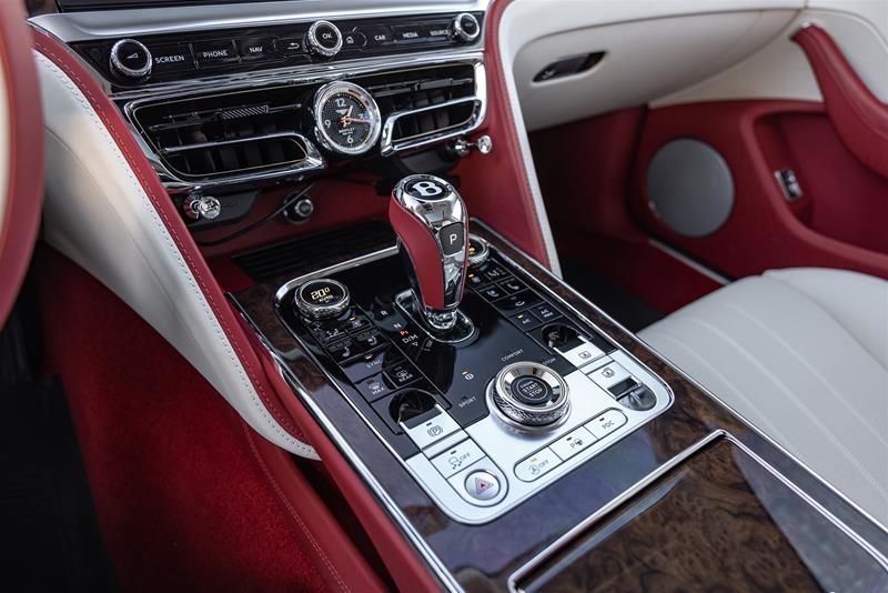 Bentley Flying Spur  2022 à Vancouver, Colombie-Britannique