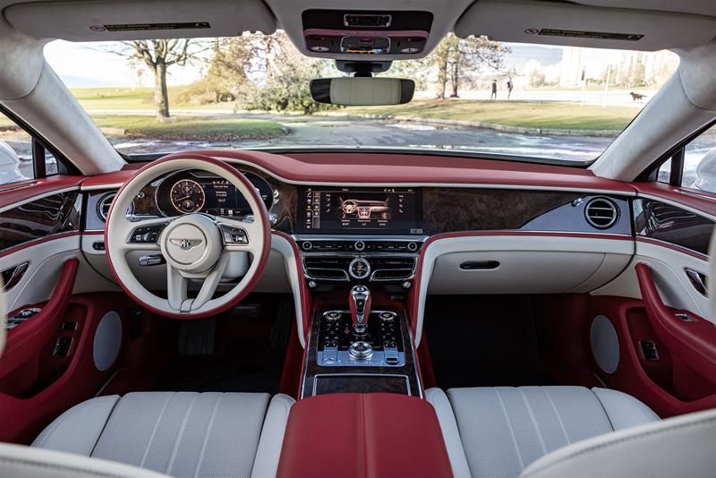 Bentley Flying Spur  2022 à Vancouver, Colombie-Britannique