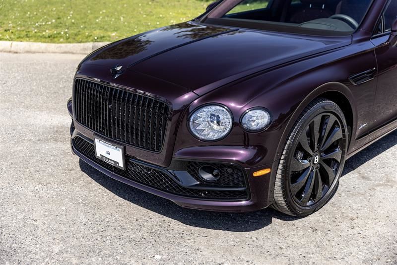 Bentley Flying Spur  2023 à Vancouver, Colombie-Britannique