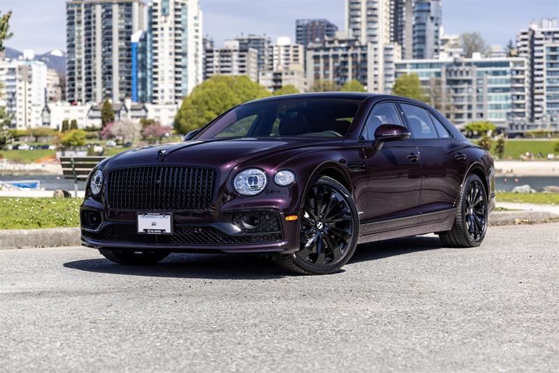 Bentley Flying Spur  2023 à Vancouver, Colombie-Britannique