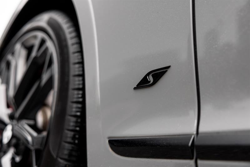 2023 Bentley Flying Spur