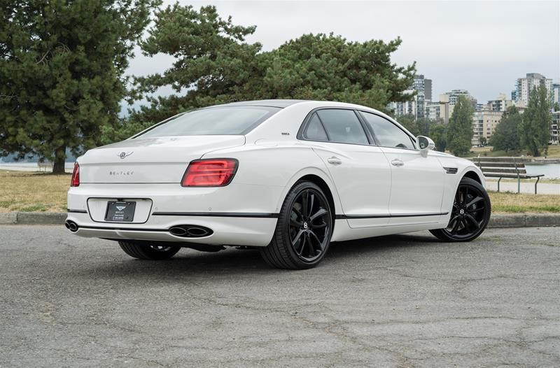 2024 Bentley Flying Spur in Vancouver, British Columbia