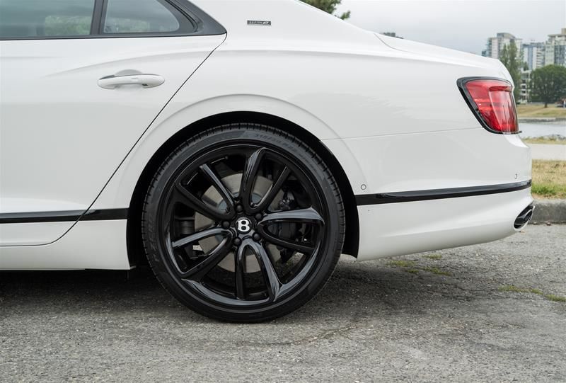 2024 Bentley Flying Spur in Vancouver, British Columbia