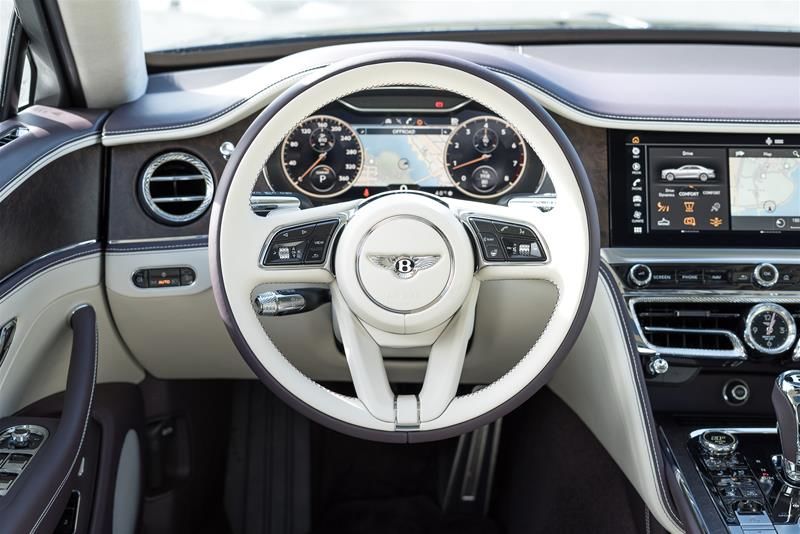 Bentley Flying Spur  2024 à Vancouver, Colombie-Britannique