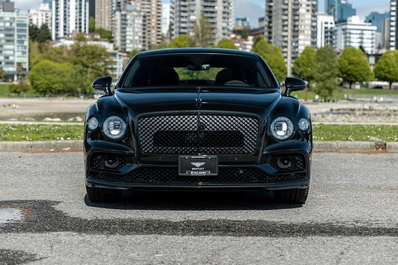 Bentley Flying Spur  2024 à Vancouver, Colombie-Britannique