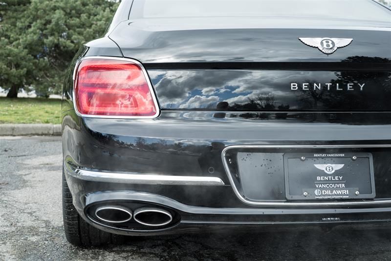Bentley Flying Spur  2024 à Vancouver, Colombie-Britannique