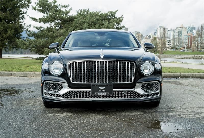 Bentley Flying Spur  2024 à Vancouver, Colombie-Britannique