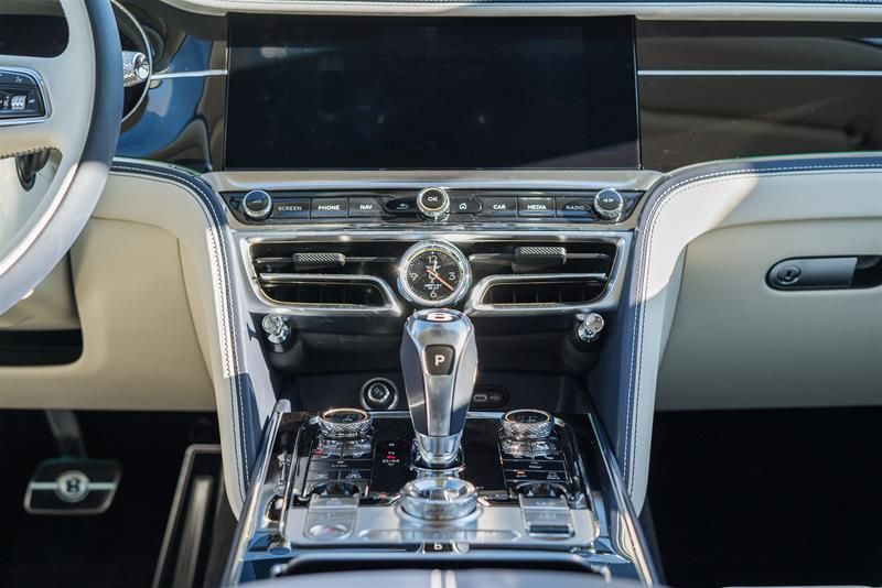 2025 Bentley Flying Spur in Vancouver, British Columbia