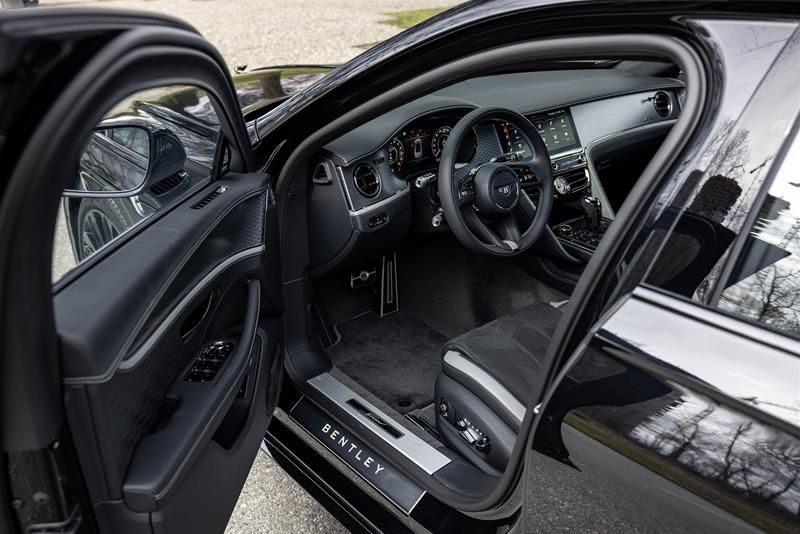 2025 Bentley FLYING SPUR HYBRID in Vancouver, British Columbia