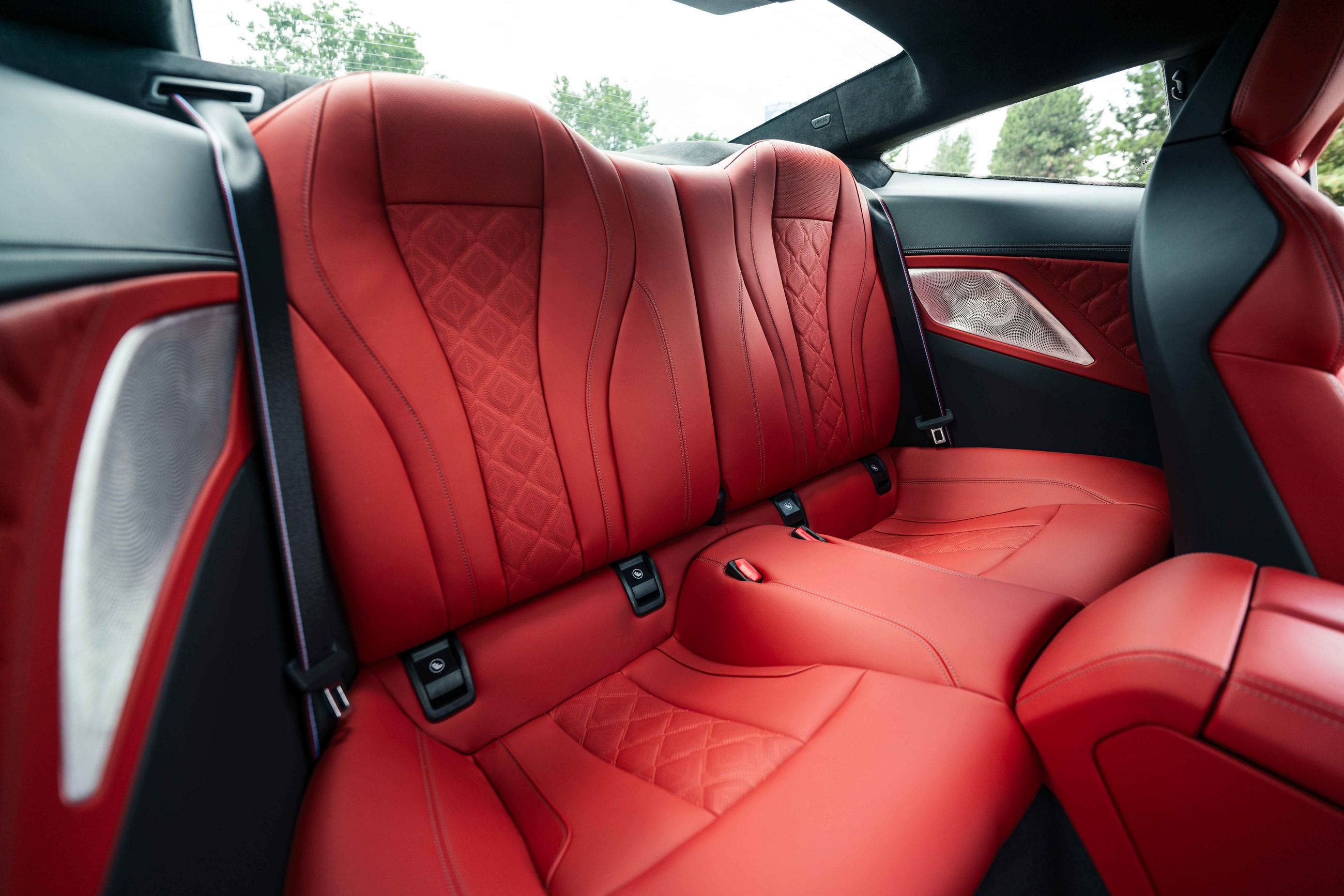 2025 BMW M8