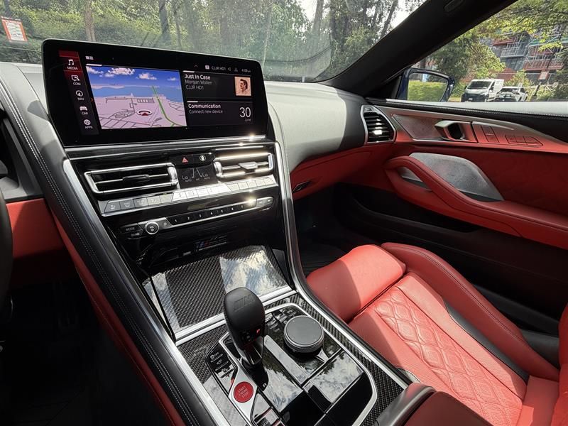 2025 BMW M8