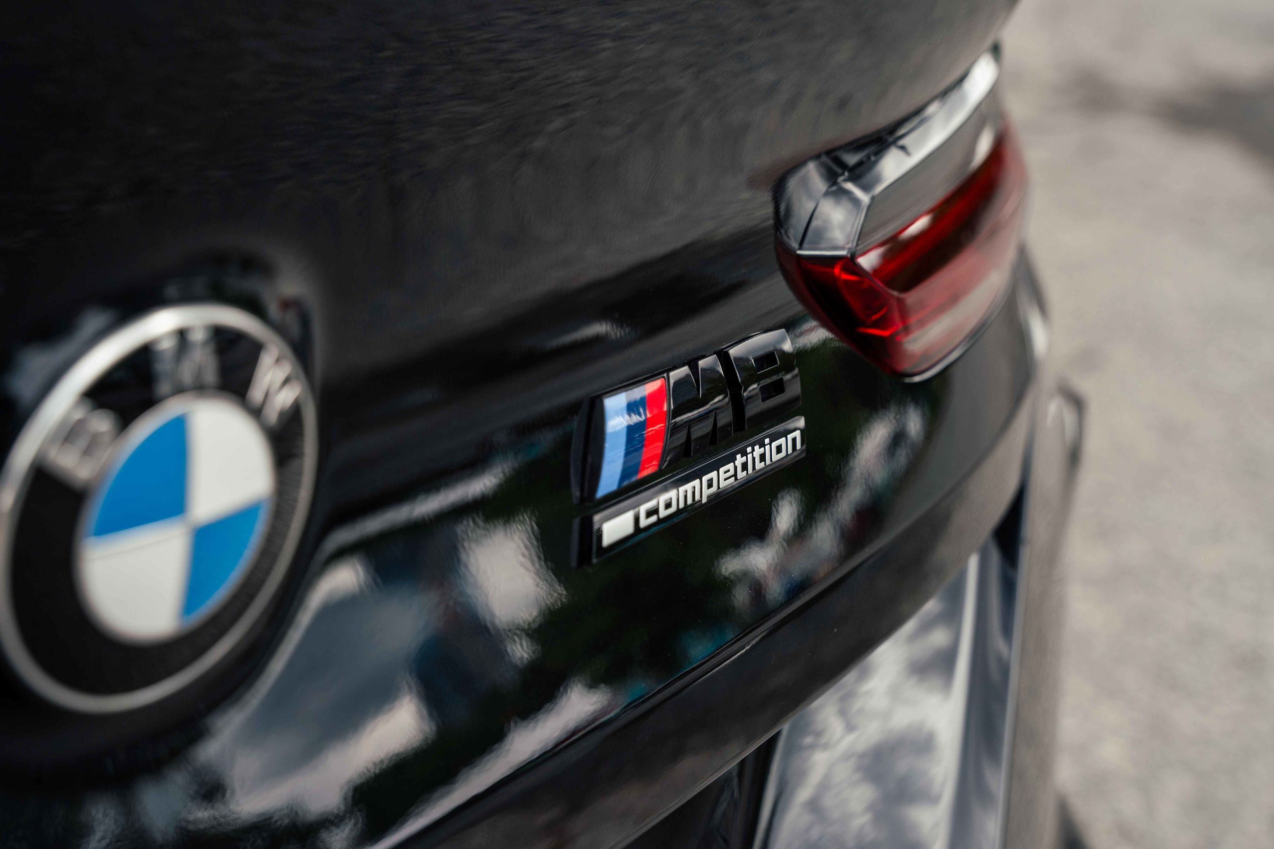 2025 BMW M8