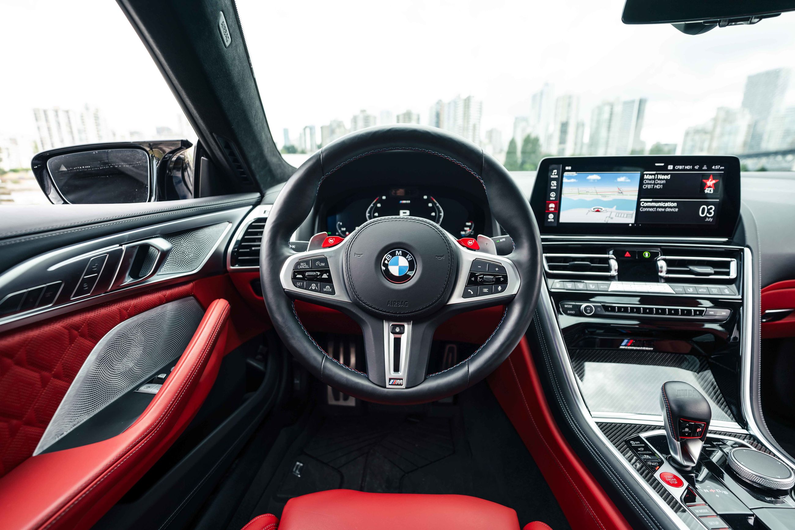 2025 BMW M8