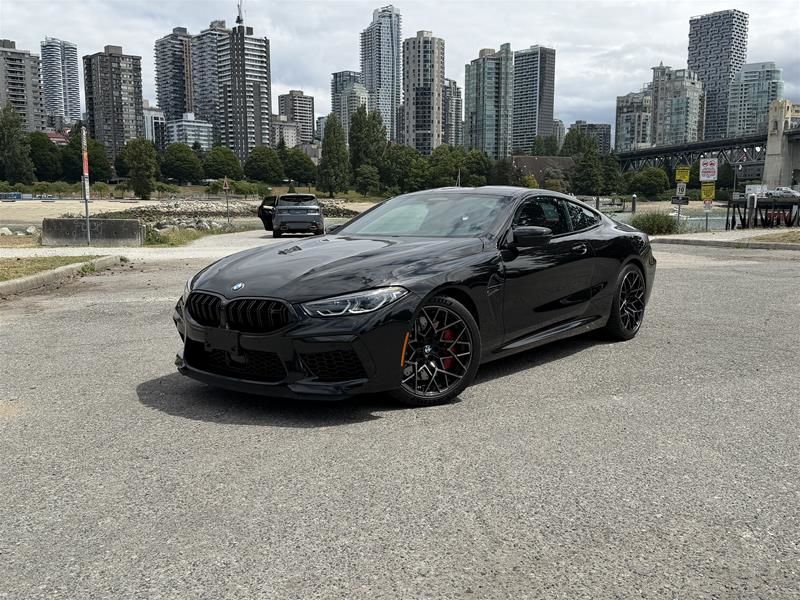 2025 BMW M8