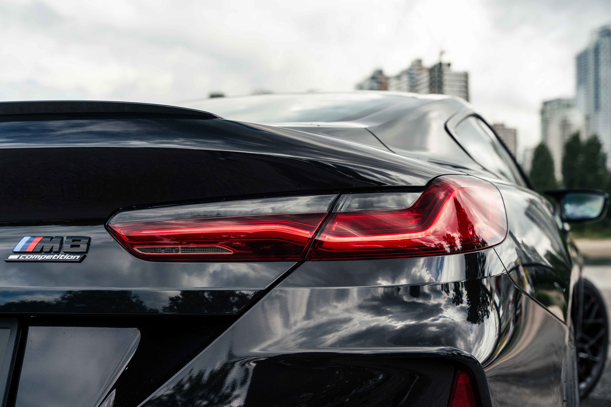 2025 BMW M8