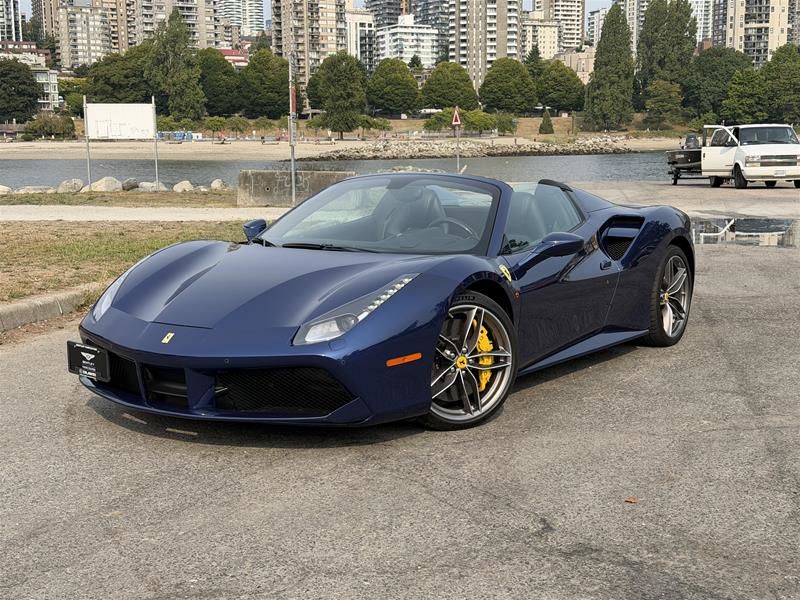 Ferrari 488  2018 à Vancouver, Colombie-Britannique