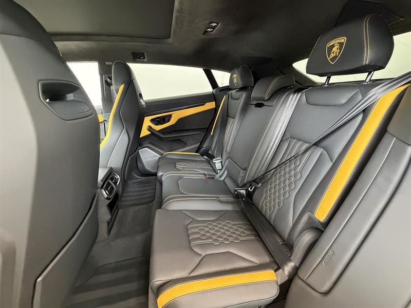 Lamborghini Urus  2026 à Vancouver, Colombie-Britannique