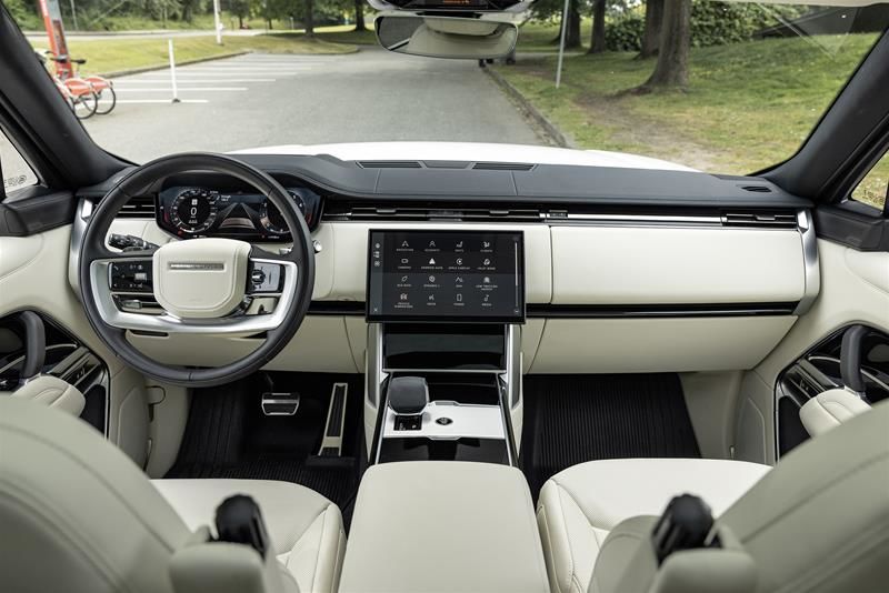 2024 Land Rover NEW RANGE ROVER in Vancouver, British Columbia