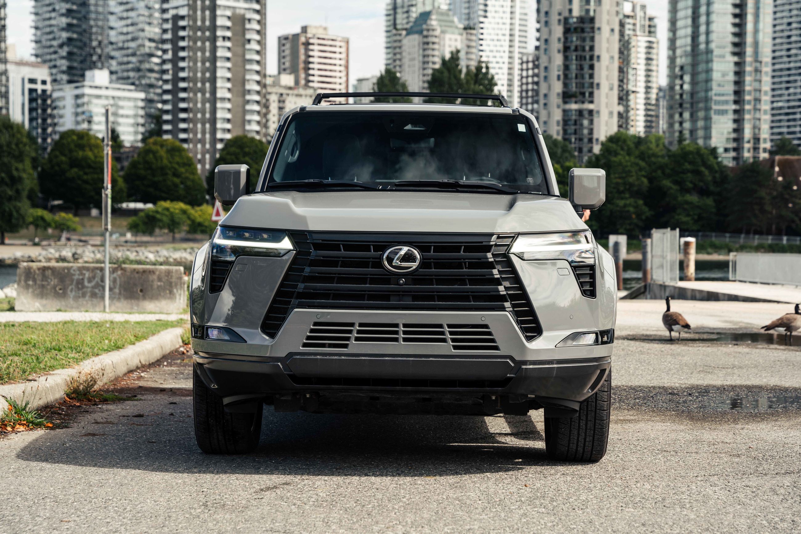 Lexus GX  2024 à Vancouver, Colombie-Britannique
