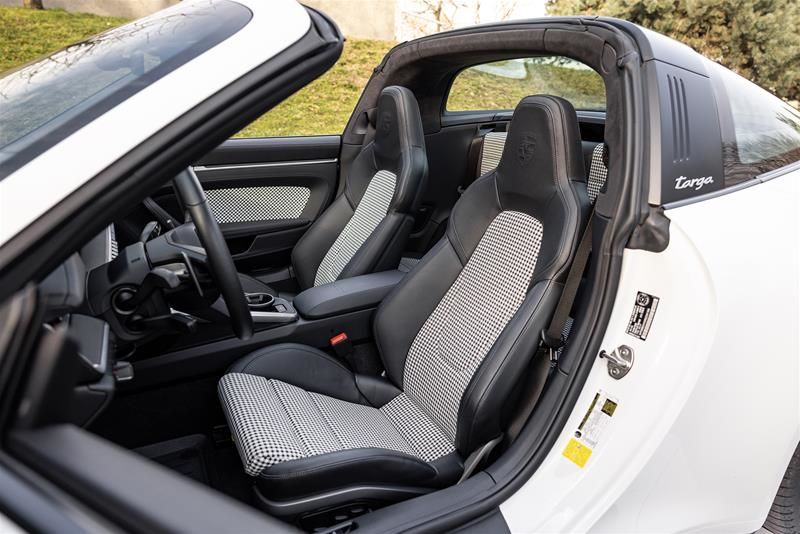 2024 Porsche 911 in Vancouver, British Columbia