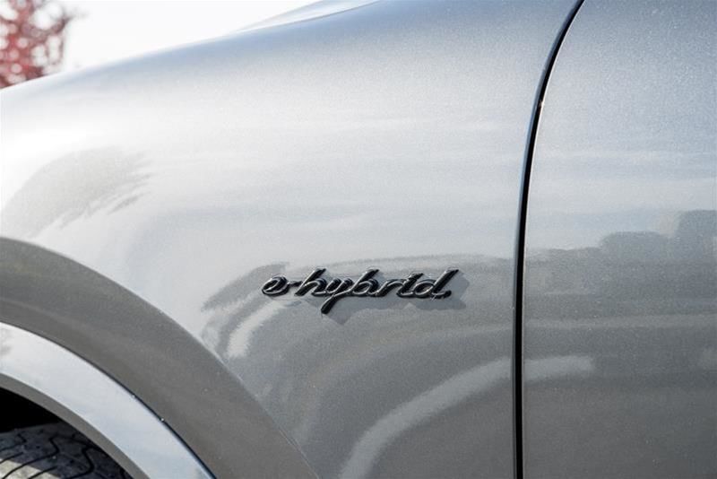 2023 Porsche Cayenne in Vancouver, British Columbia