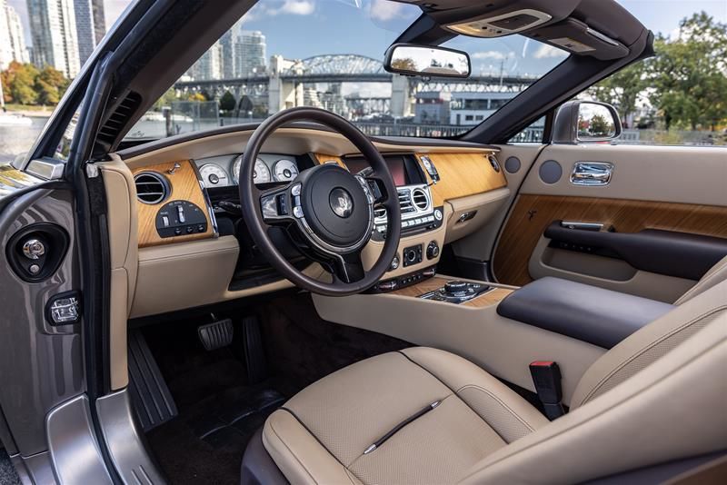 2017 Rolls-Royce Dawn