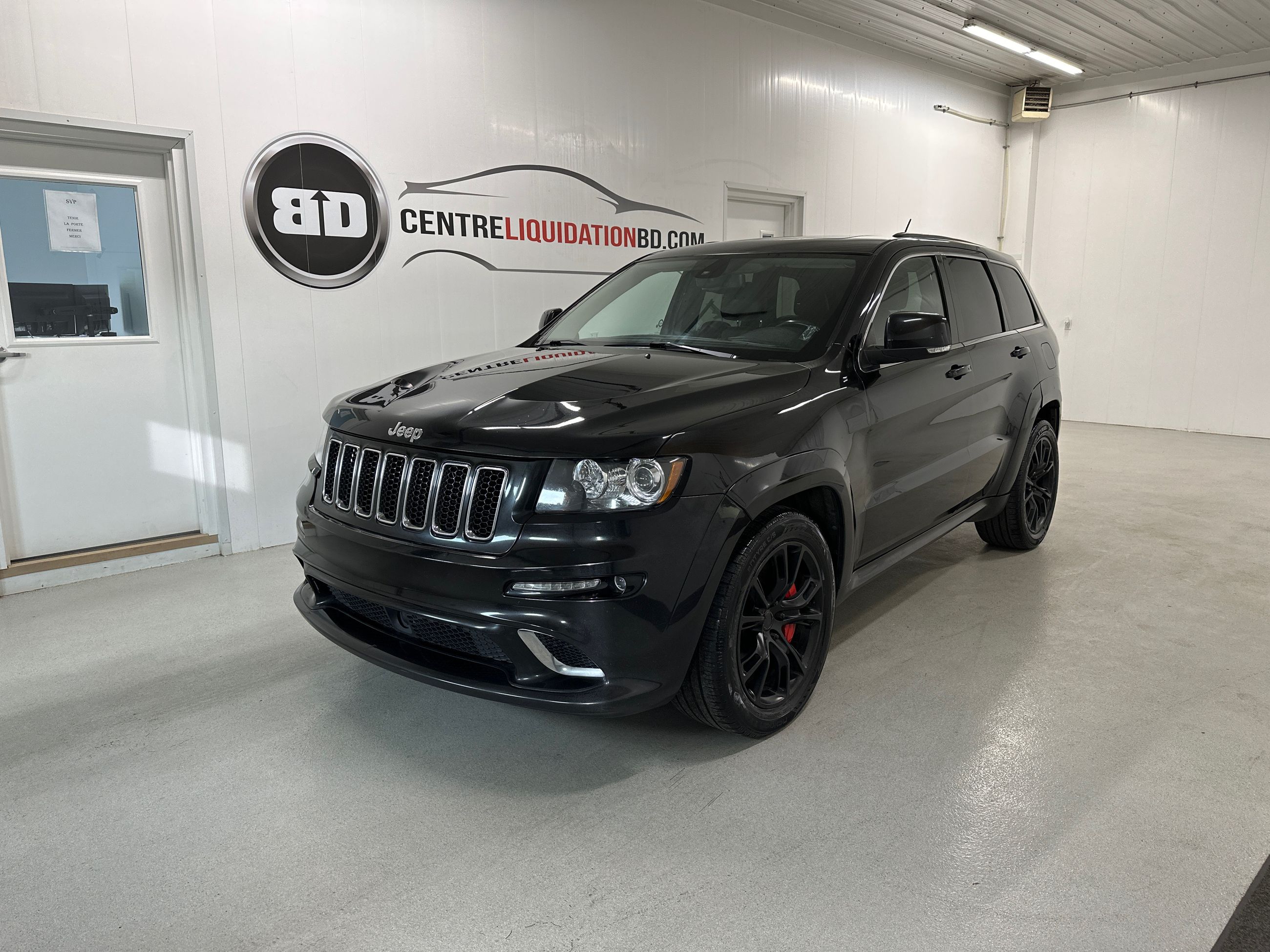 Centre de Liquidation BD PreOwned 2012 Jeep Grand Cherokee SRT8 for