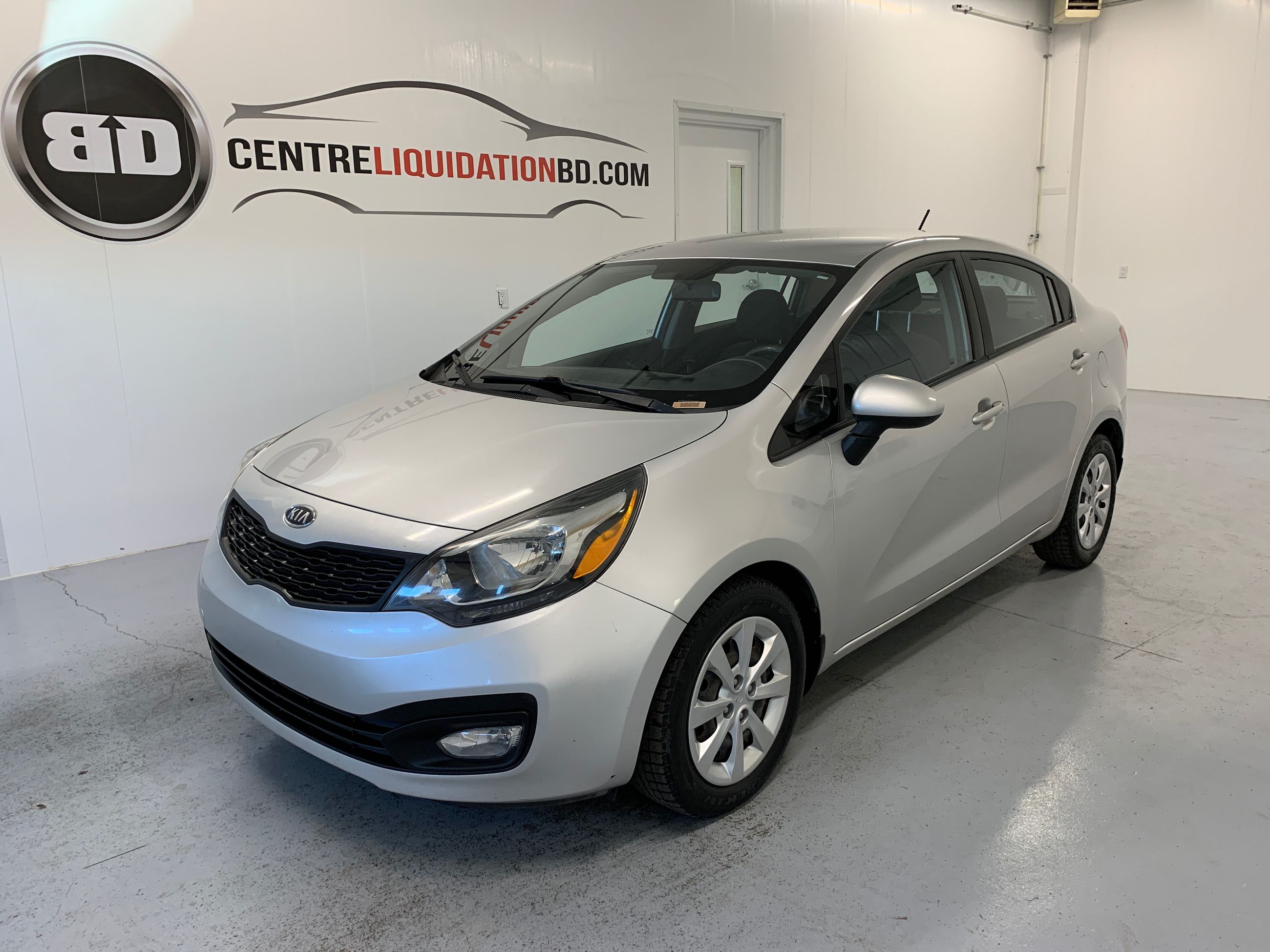 Centre De Liquidation Pre Owned 12 Kia Rio Lx A C For Sale In Granby