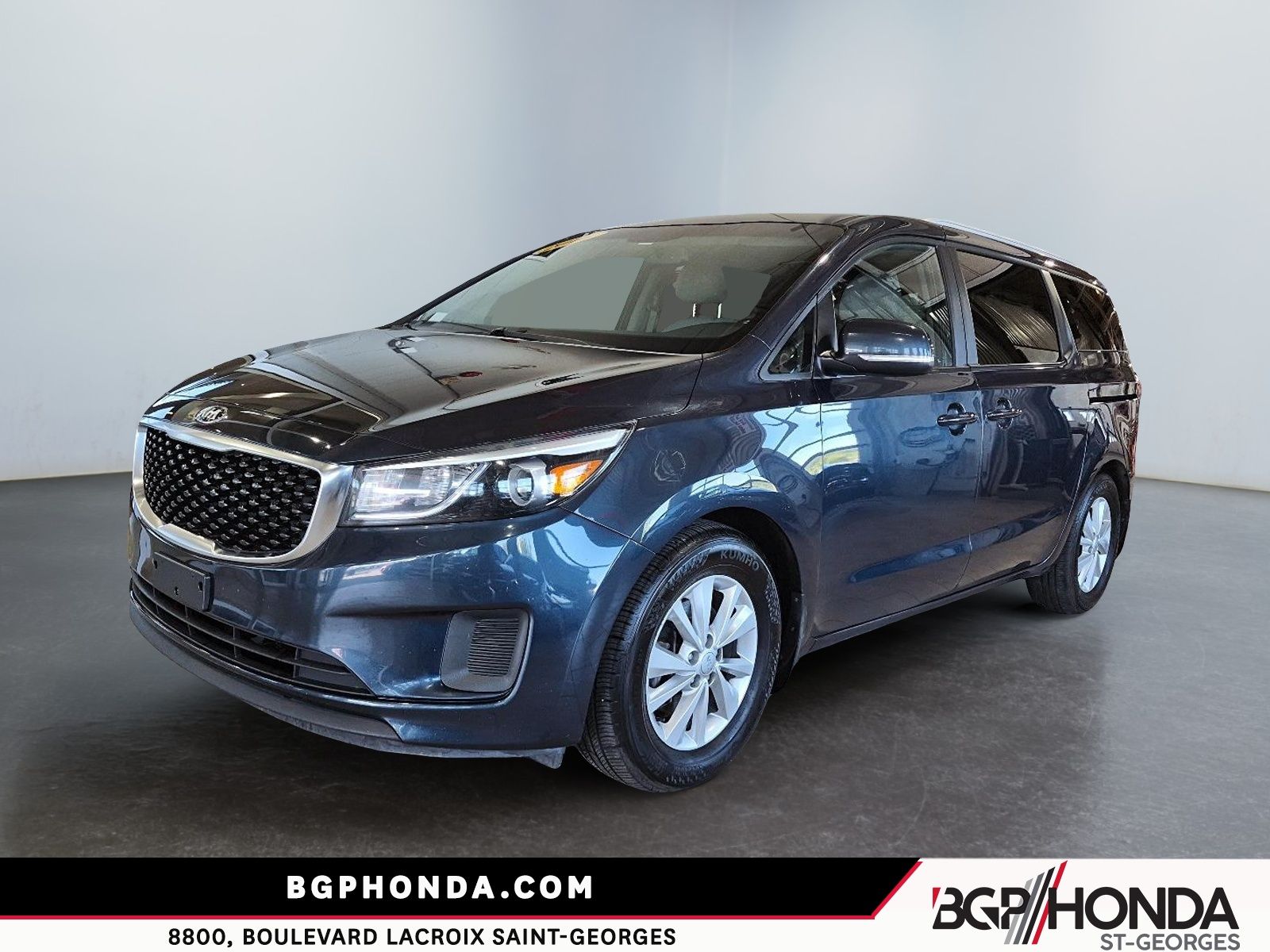 2016 Kia Sedona LX