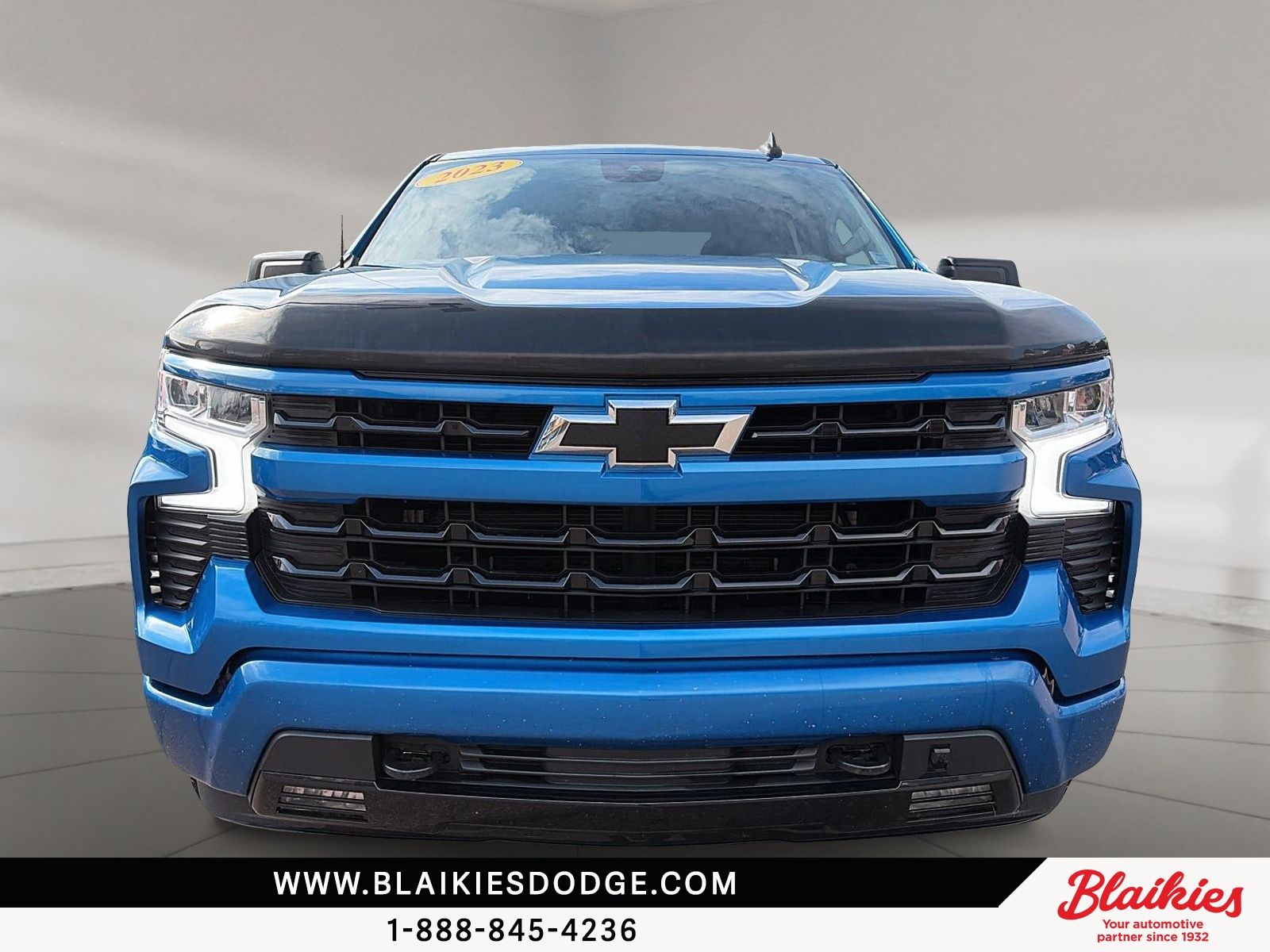 Photo 2023 Chevrolet Silverado 1500 RST #2
