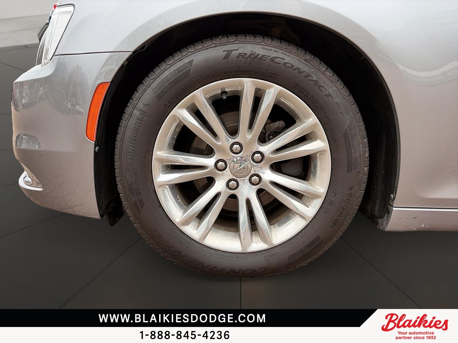 Photo Chrysler 300 Touring 2015 #7