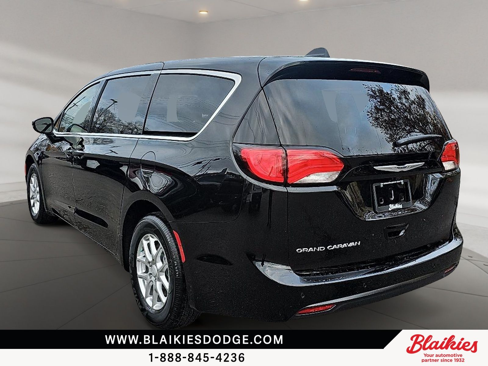 Photo Chrysler Grand Caravan SXT 2026 #4