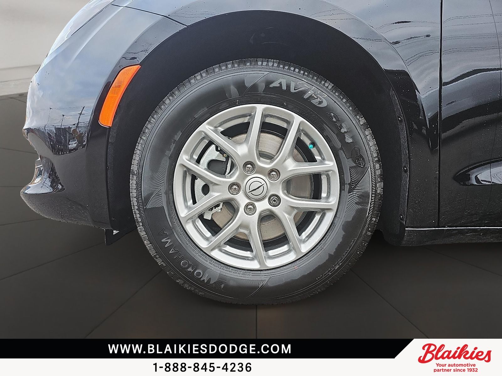 Photo Chrysler Grand Caravan SXT 2026 #7