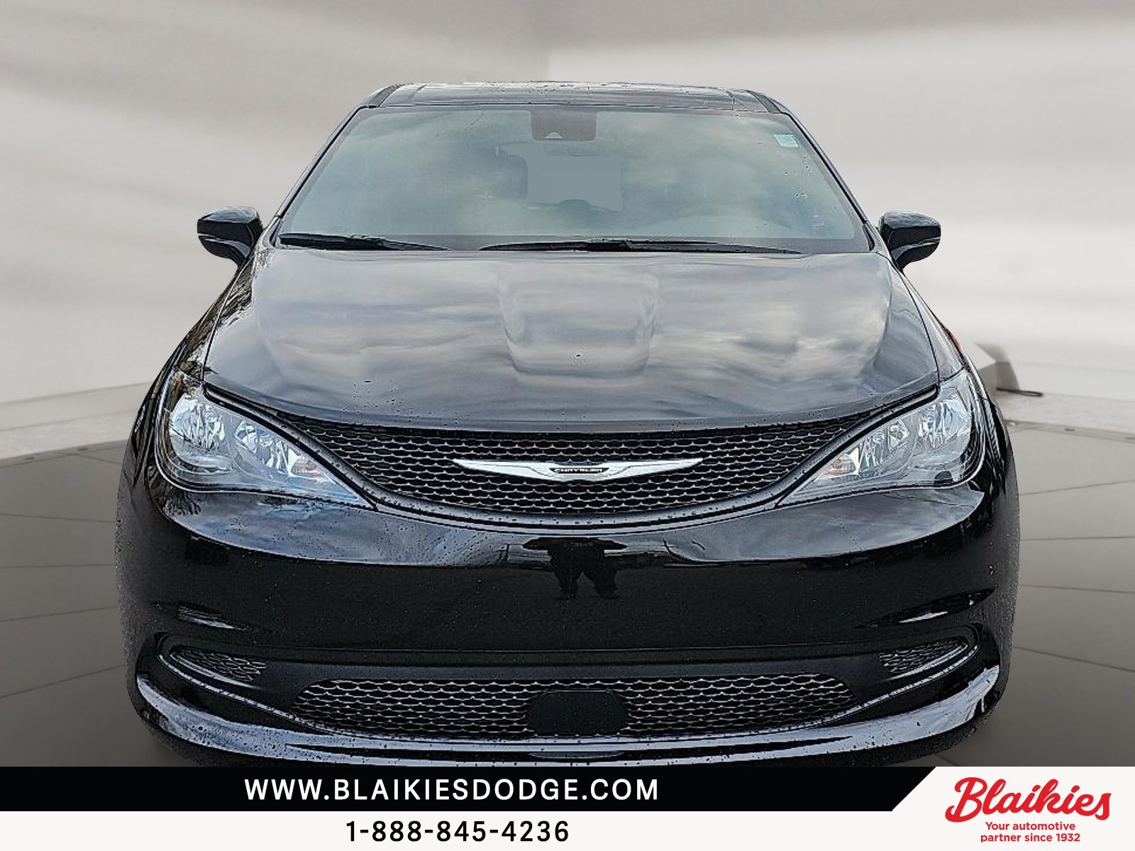 Photo Chrysler Grand Caravan SXT 2026 #2