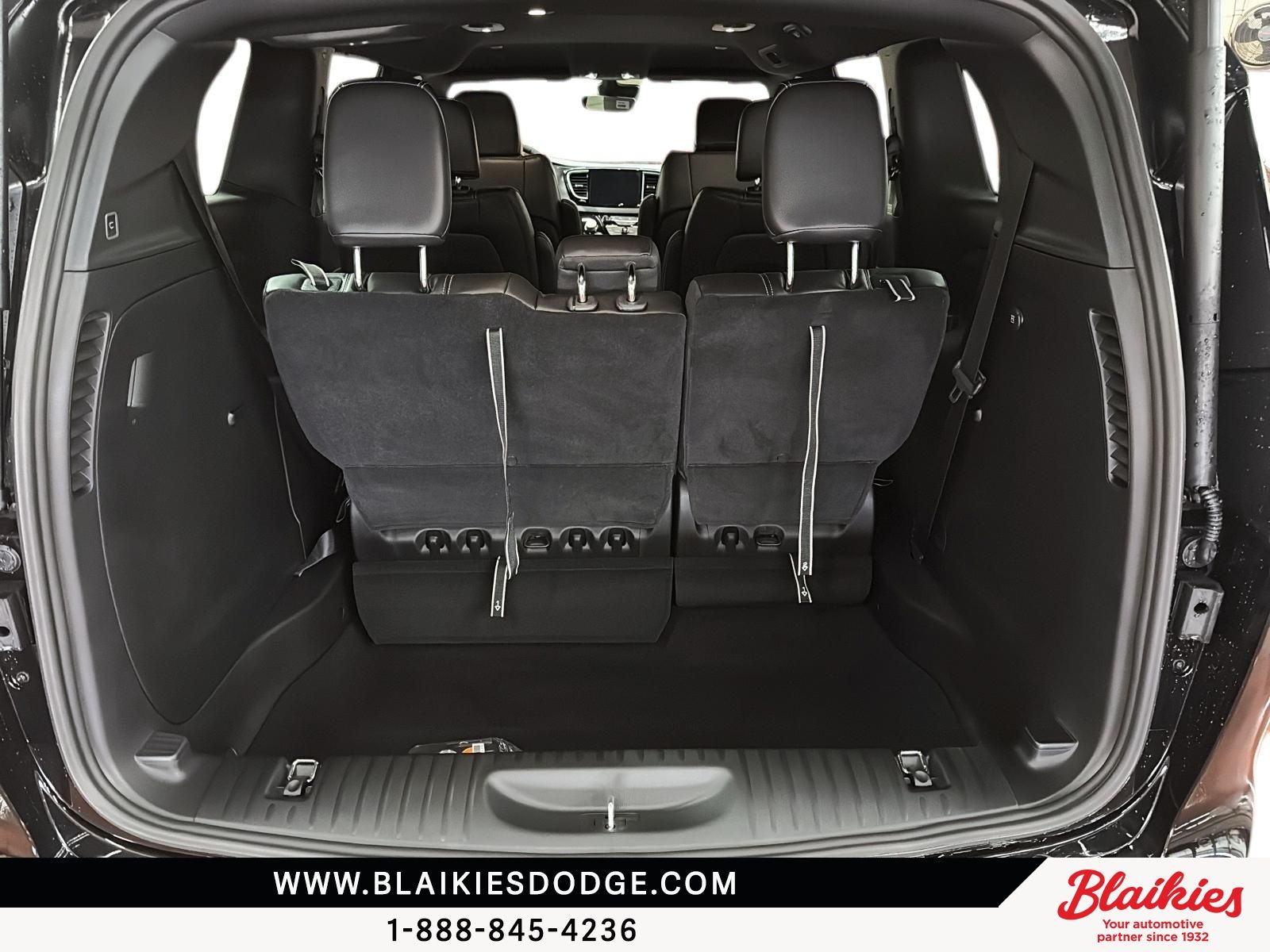 Photo Chrysler Grand Caravan SXT 2026 #6
