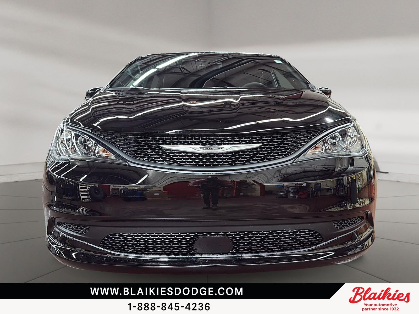 Photo Chrysler Grand Caravan SXT 2026 #2