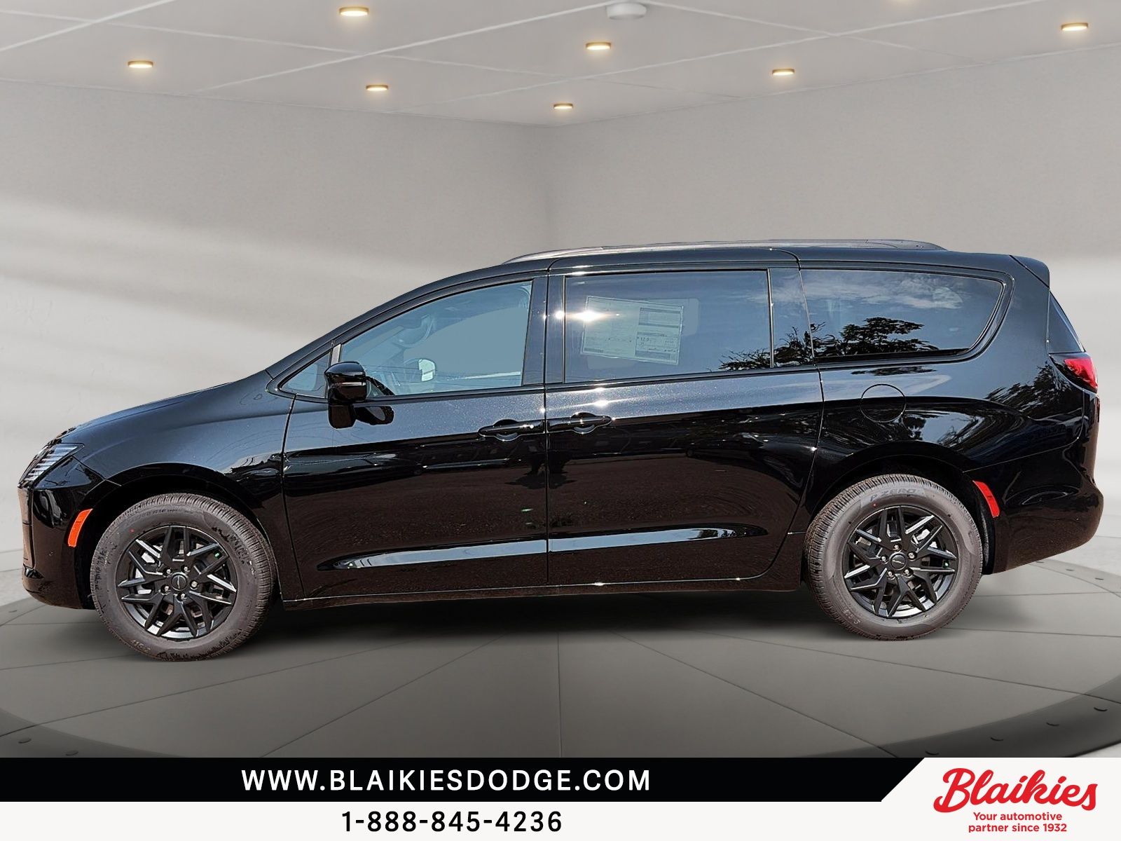 Photo Chrysler Pacifica SELECT AWD 2027 #5