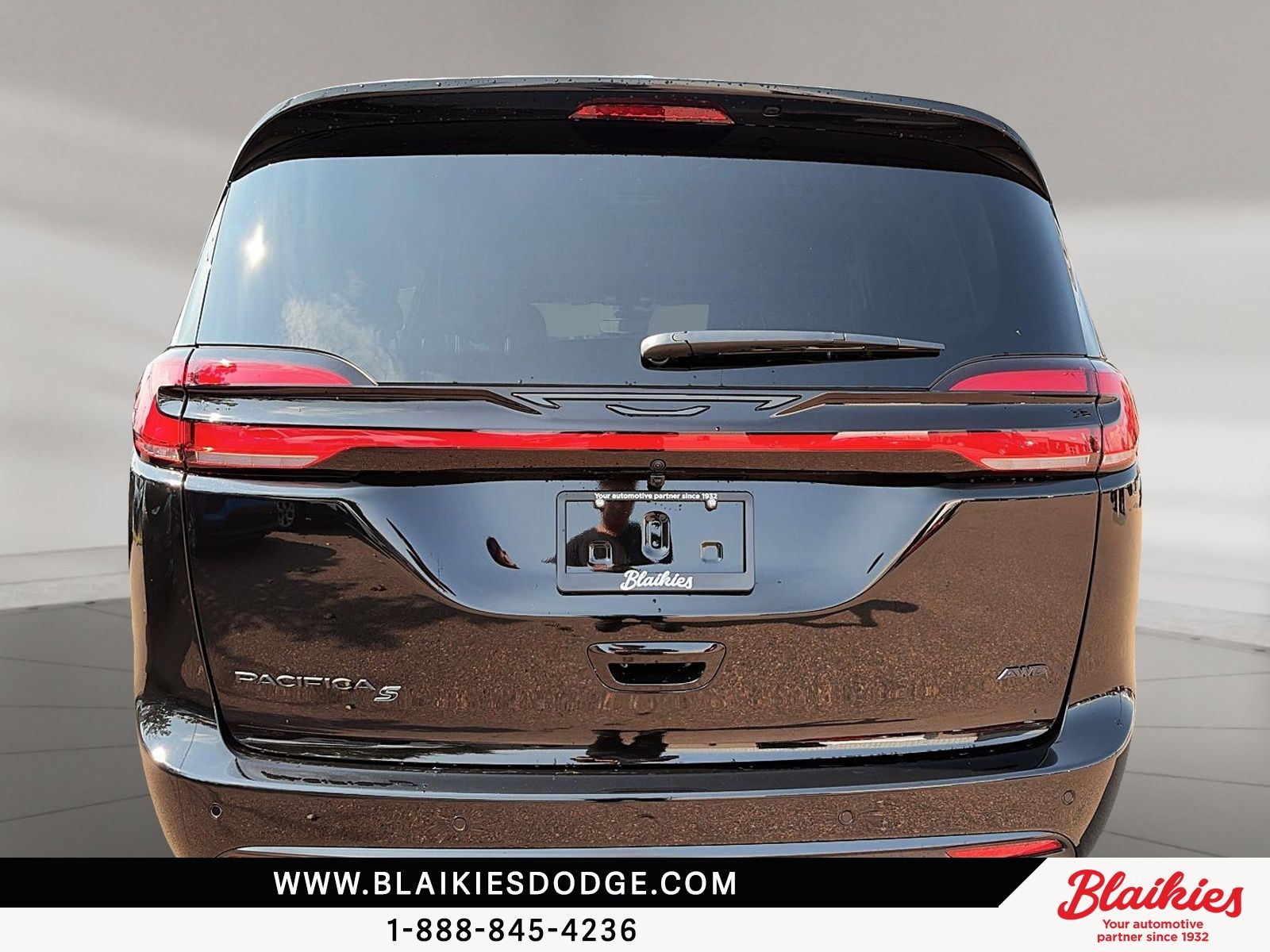 Photo Chrysler Pacifica SELECT AWD 2027 #3
