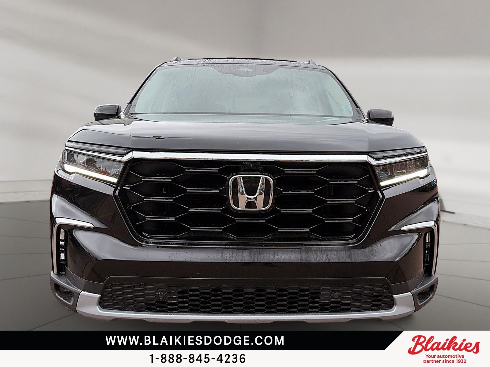 Photo 2023 Honda Pilot Touring #2