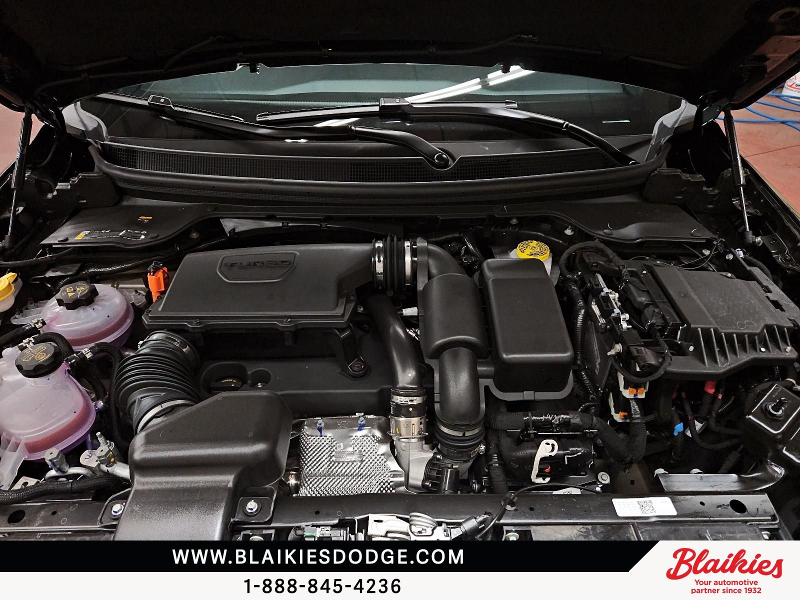 Photo Jeep Cherokee LAREDO 2026 #8