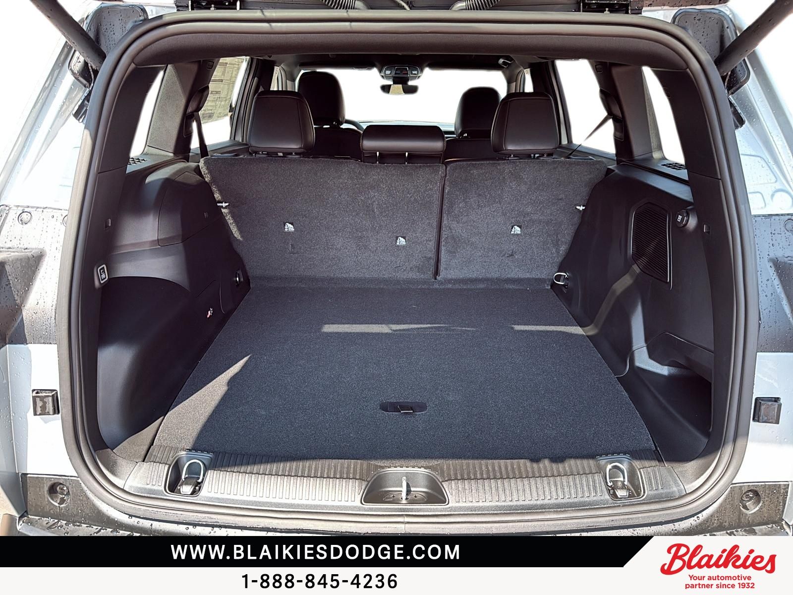 Photo Jeep Cherokee 85TH ANNIVERSARY 2026 #6