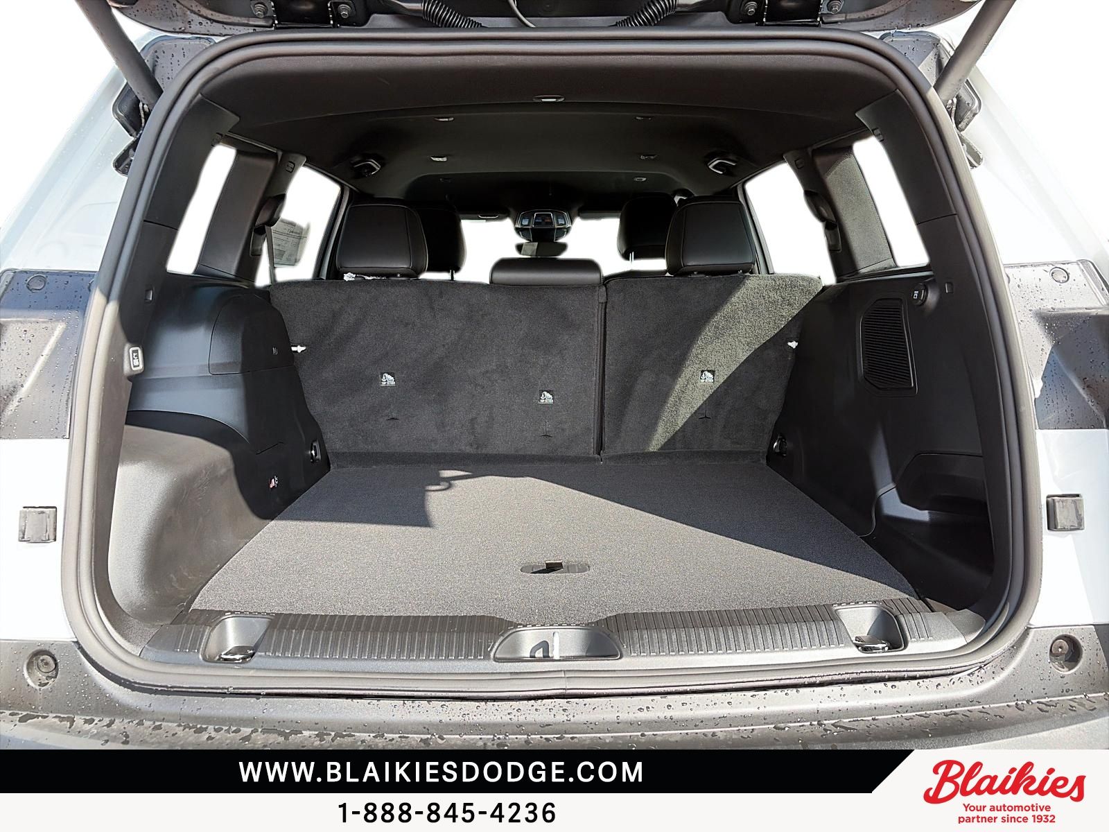Photo Jeep Cherokee 85TH ANNIVERSARY 2026 #6