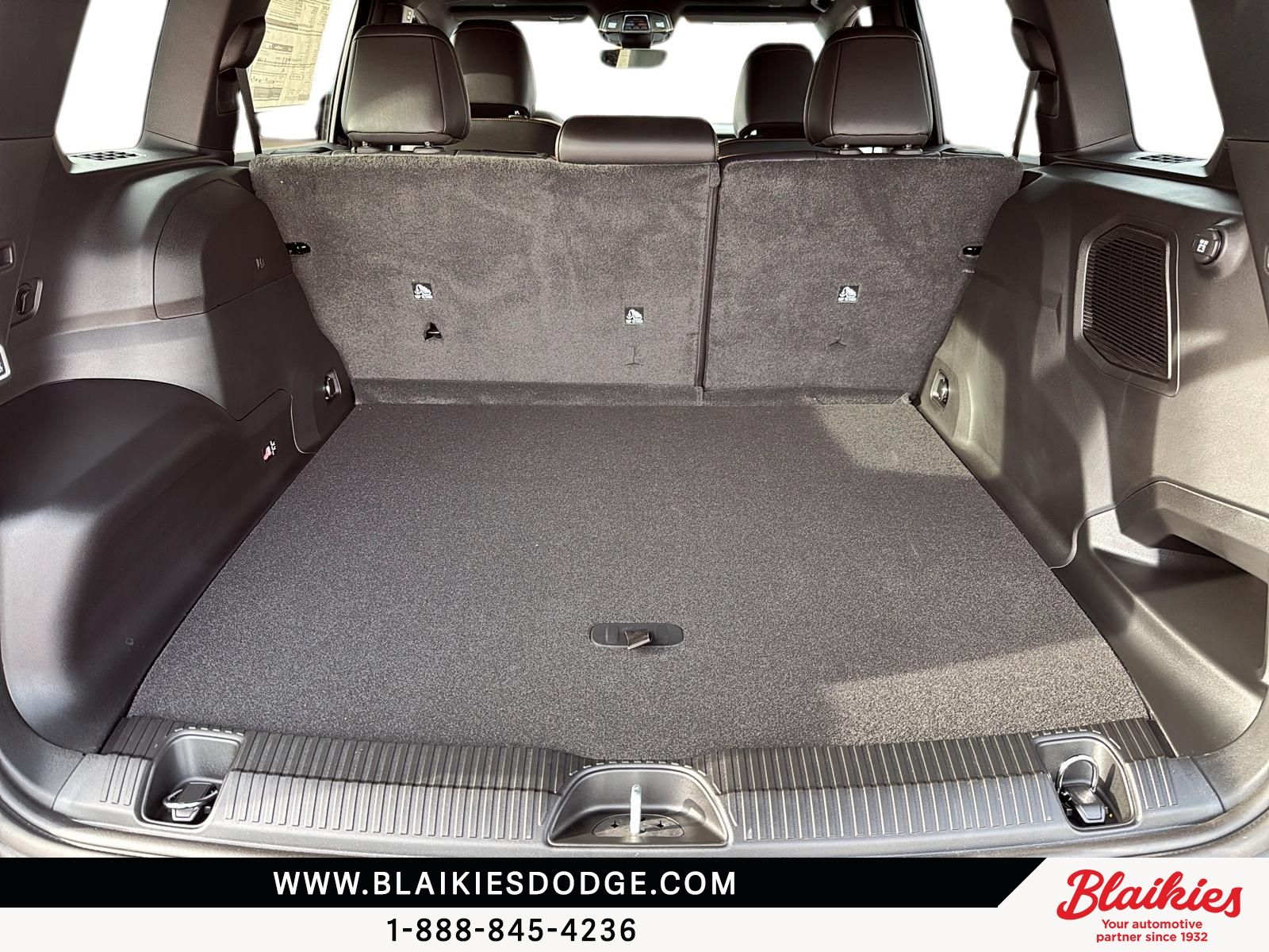 Photo Jeep Cherokee 85TH ANNIVERSARY 2026 #6