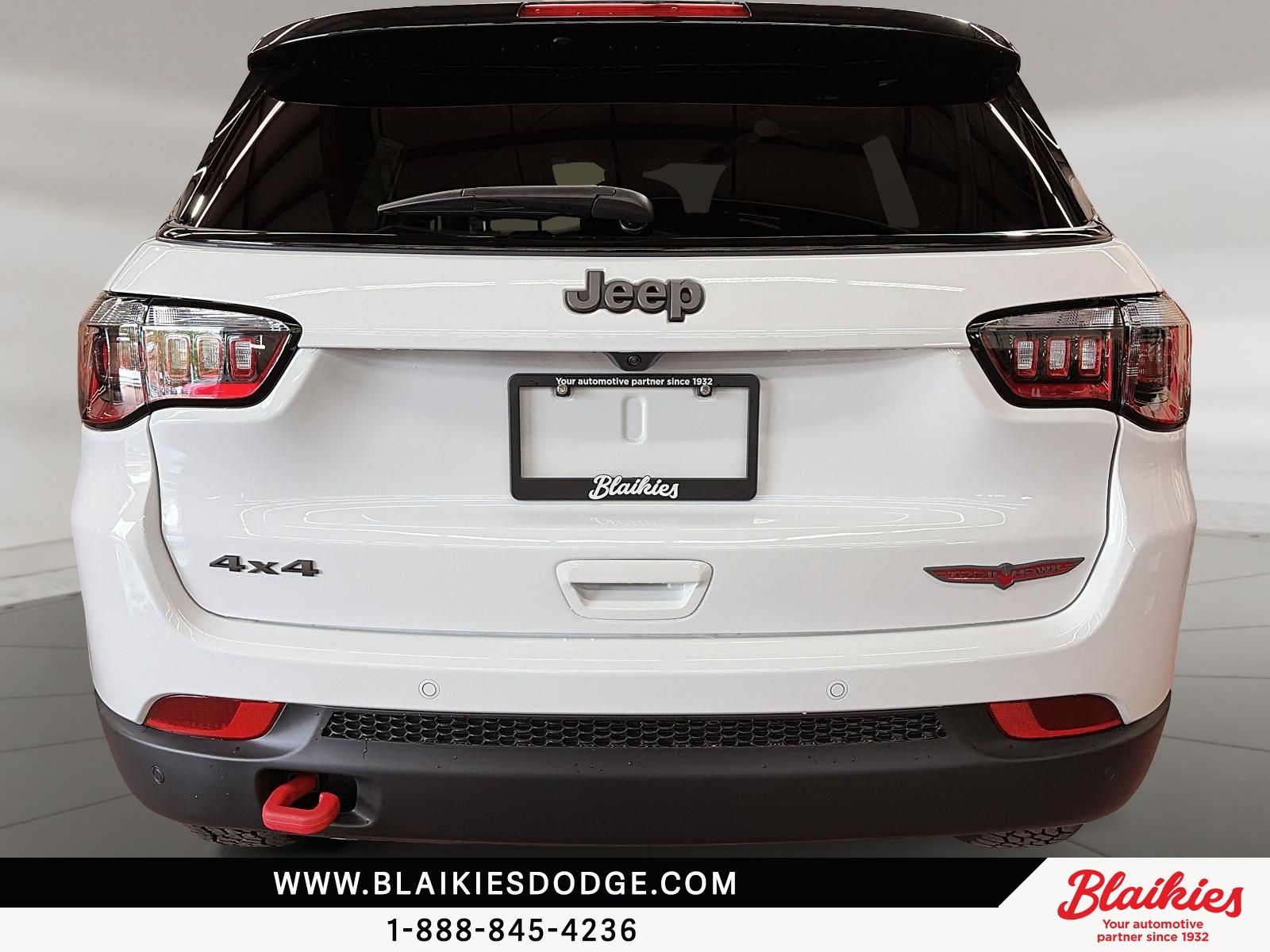 Photo 2026 Jeep Compass TRAILHAWK #3