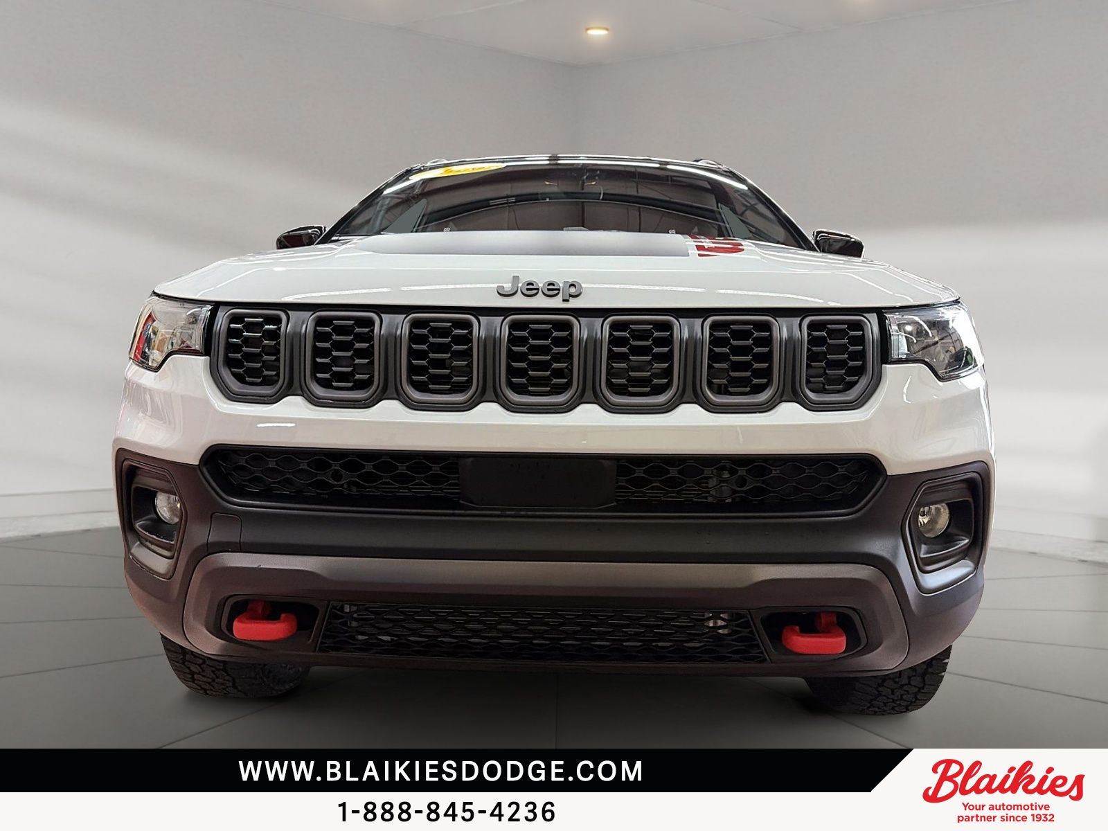 Photo 2026 Jeep Compass TRAILHAWK #2