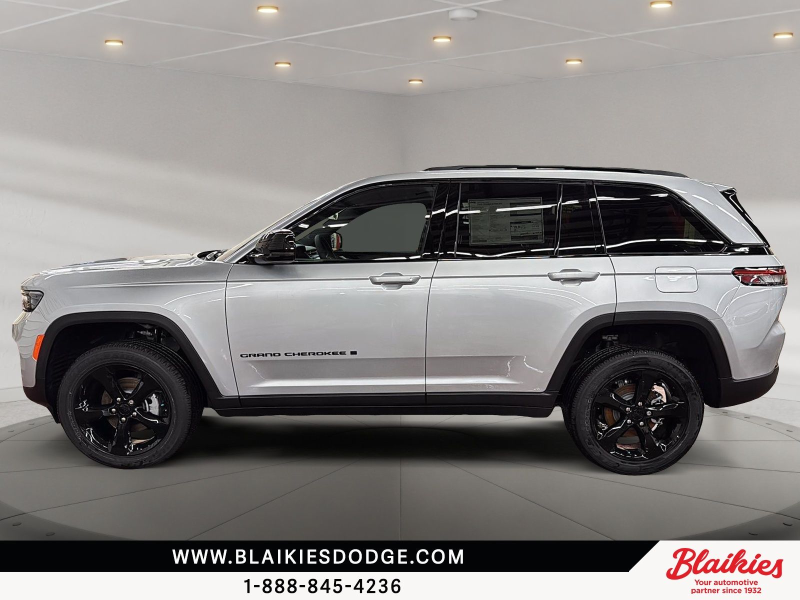 Photo Jeep Grand Cherokee Altitude 2025 #5
